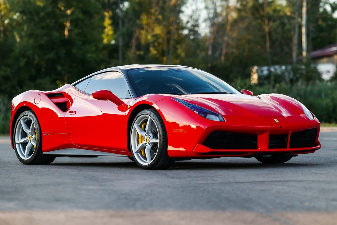 2016 Ferrari 488 GTB - Image 14 of 31