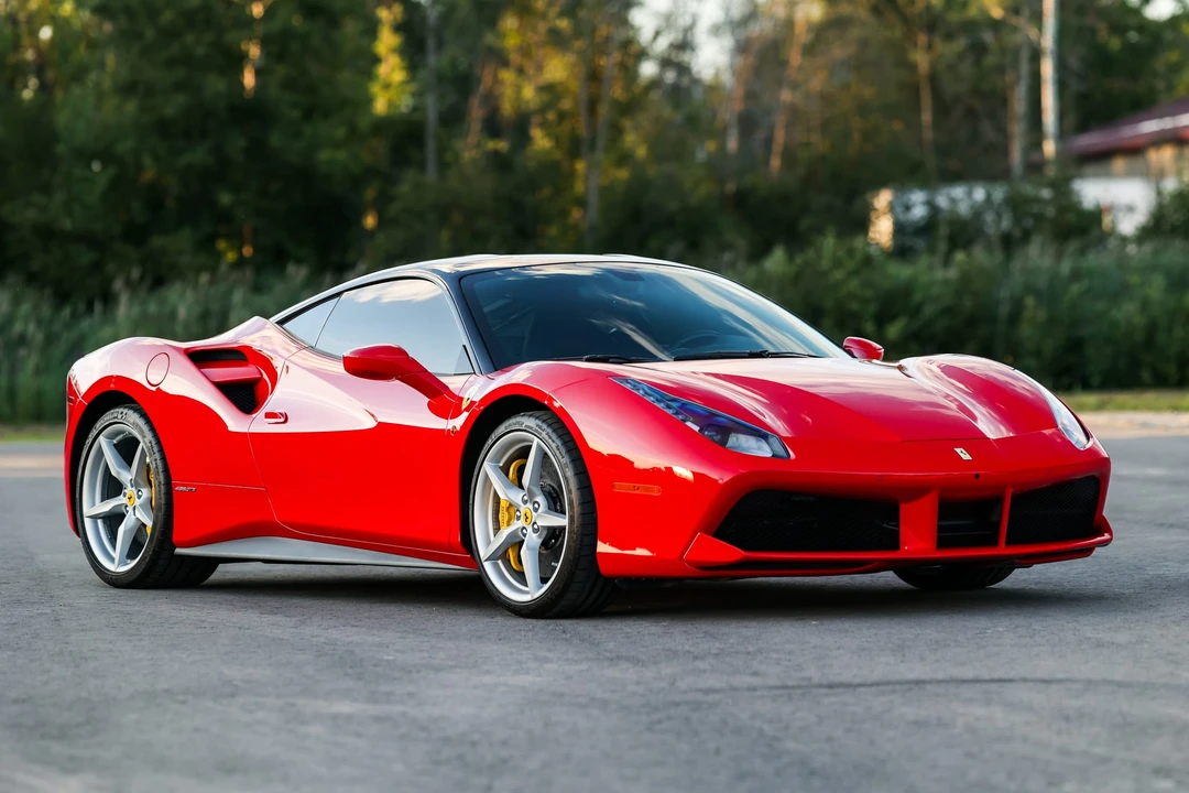 2016 Ferrari 488 GTB - Image 15 of 31