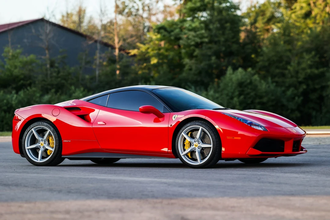 2016 Ferrari 488 GTB - Image 24 of 31