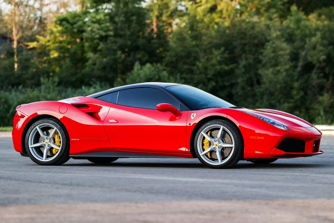 2016 Ferrari 488 GTB - Image 26 of 31