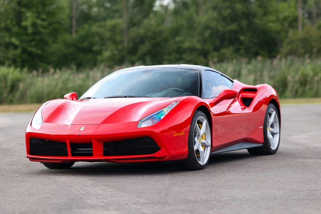 2016 Ferrari 488 GTB - Image 8 of 31