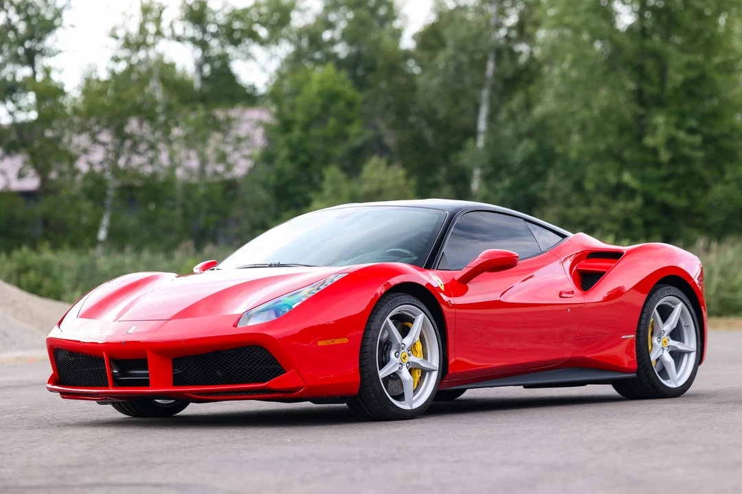 2016 Ferrari 488 GTB - Image 3 of 31