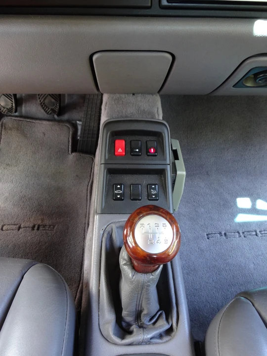 1996 Porsche 993 Carrera - Image 17 of 31