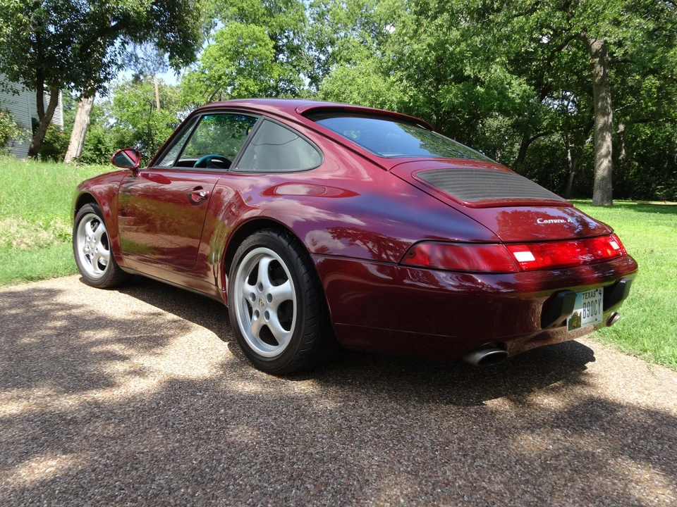 1996 Porsche 993 Carrera - Image 8 of 31