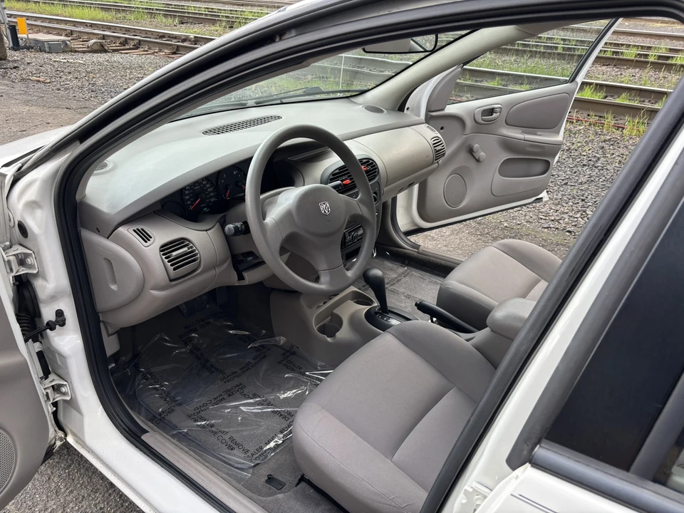 2004 Dodge Neon - Image 22 of 31