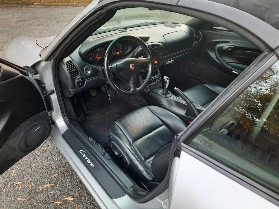2003 Porsche 996 Carrera - Image 11 of 31