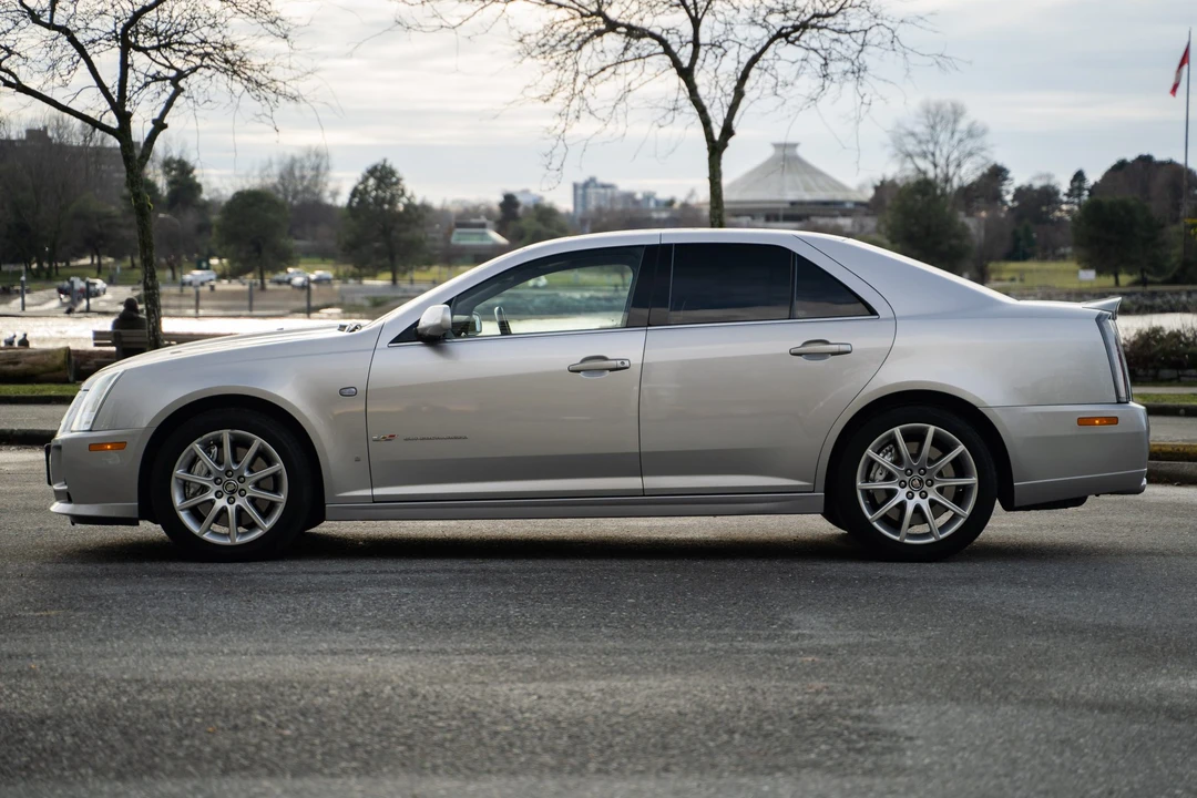 2007 Cadillac STS-V - Image 4 of 31