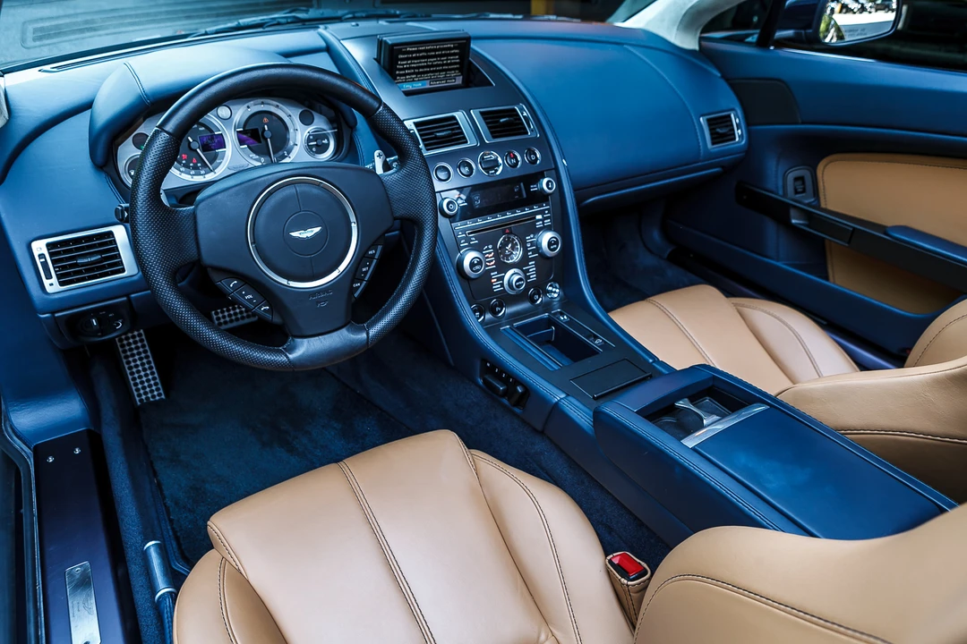 2009 Aston Martin V8 Vantage (2006-2017) - Image 29 of 31