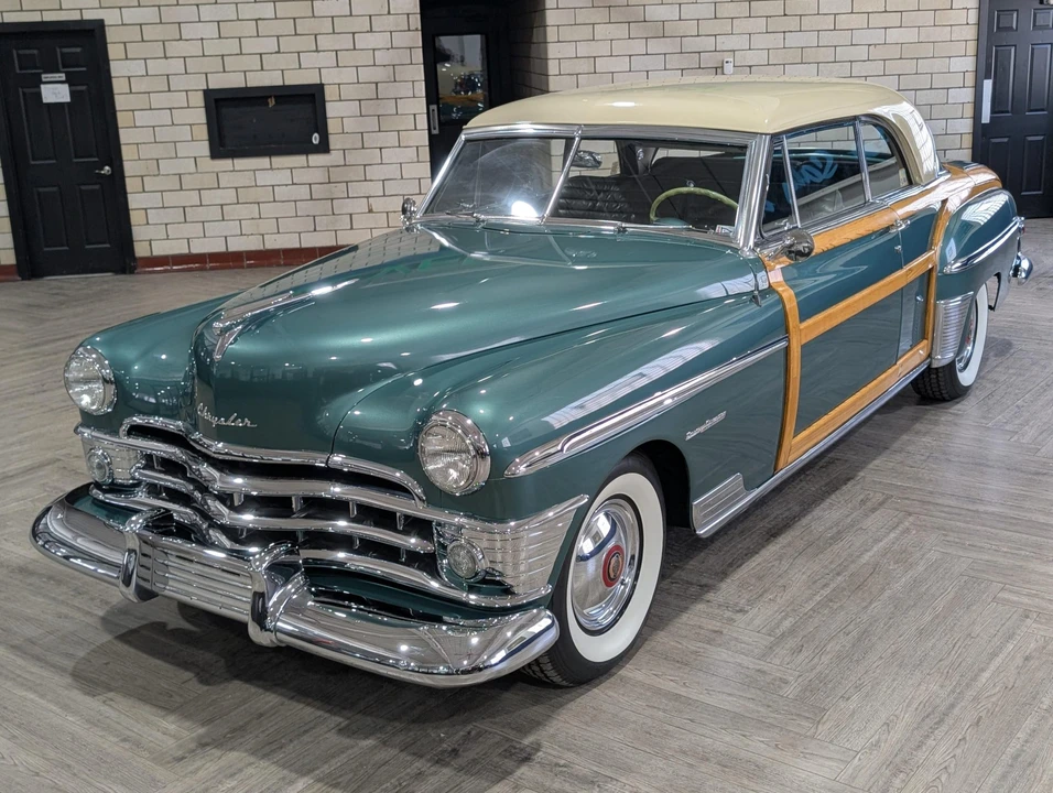1950 Chrysler Town & Country - Image 2 of 31