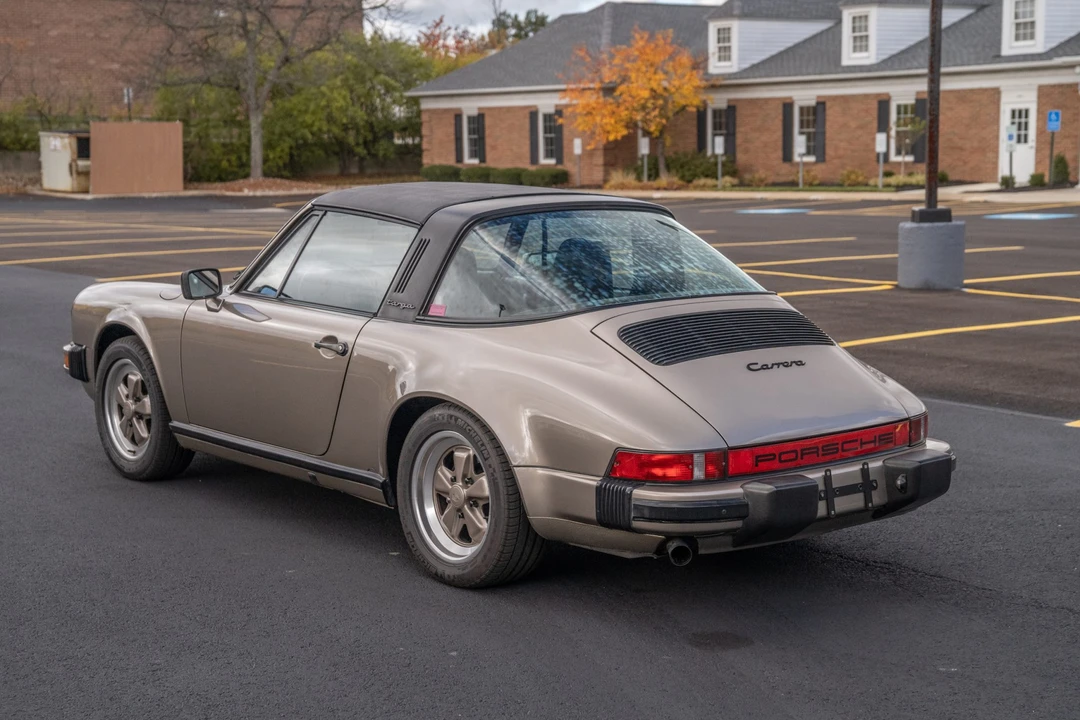 1984 Porsche 911 Carrera 3.2 - Image 4 of 31