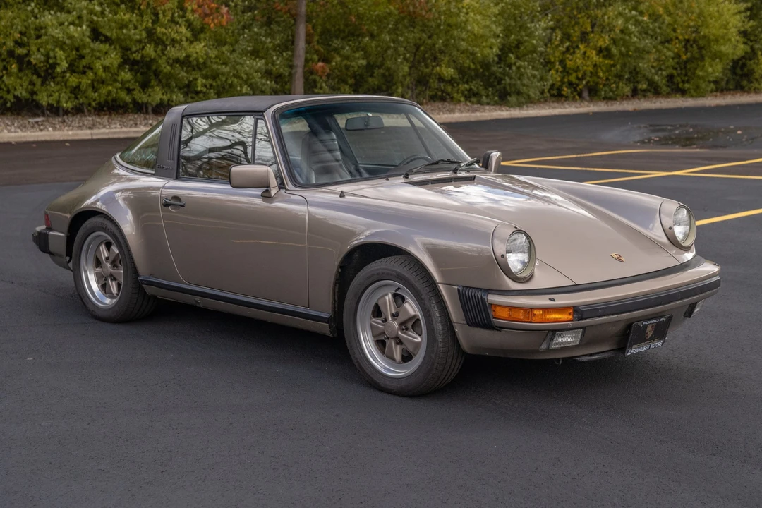 1984 Porsche 911 Carrera 3.2 - Image 8 of 31