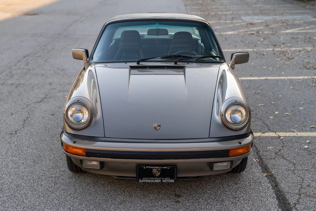 1984 Porsche 911 Carrera 3.2 - Image 9 of 31