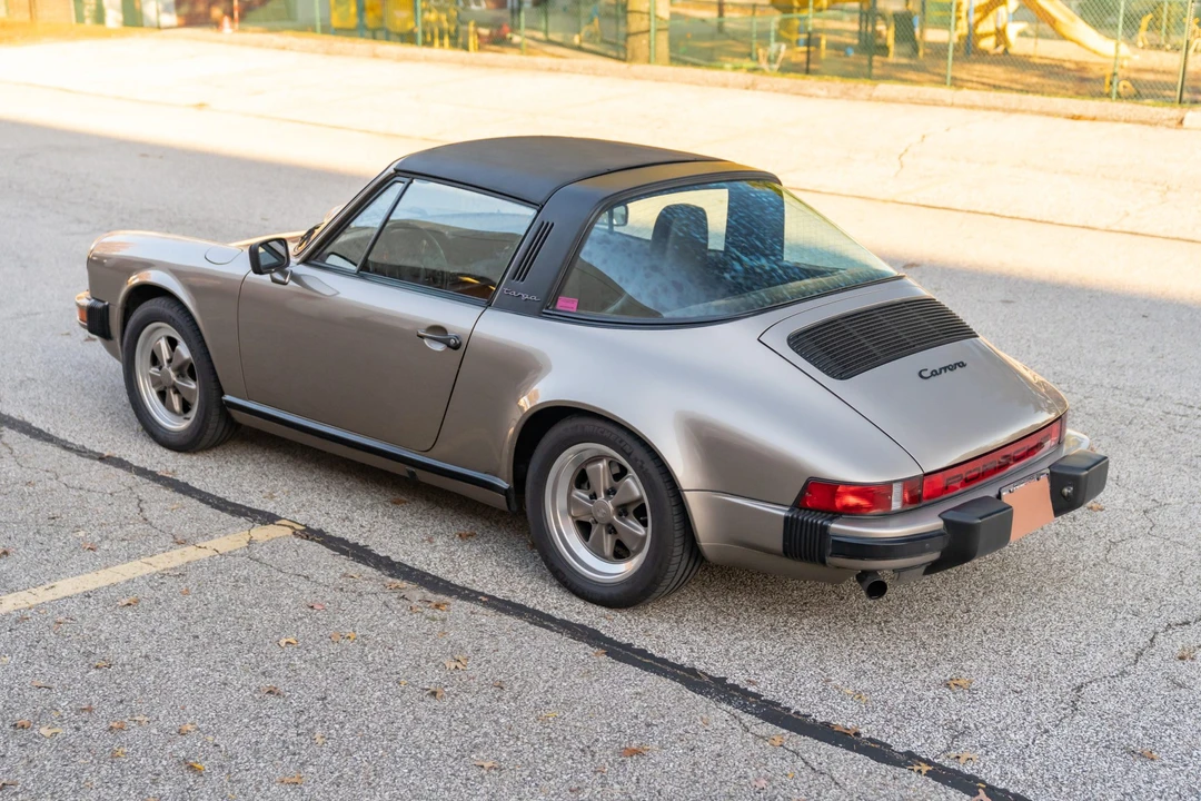 1984 Porsche 911 Carrera 3.2 - Image 12 of 31