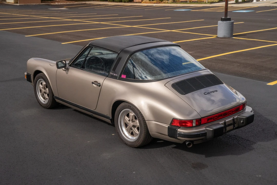 1984 Porsche 911 Carrera 3.2 - Image 20 of 31