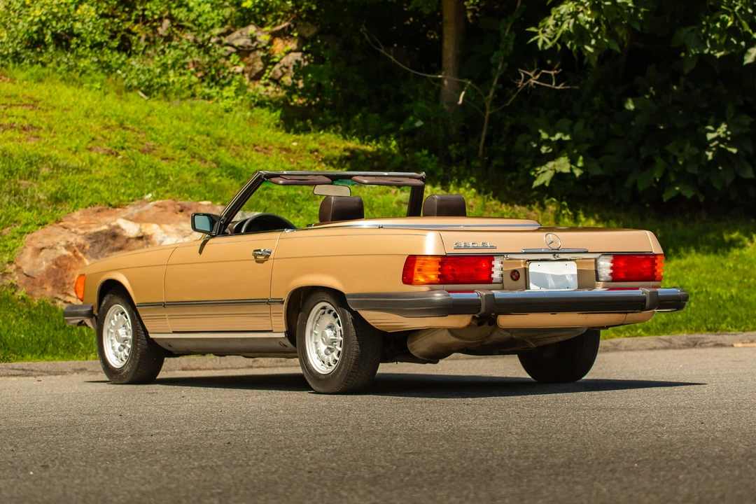 1985 Mercedes-Benz R107 SL-Class - Image 4 of 31