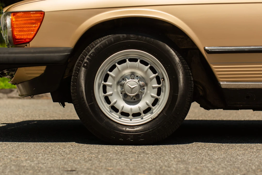 1985 Mercedes-Benz R107 SL-Class - Image 19 of 31