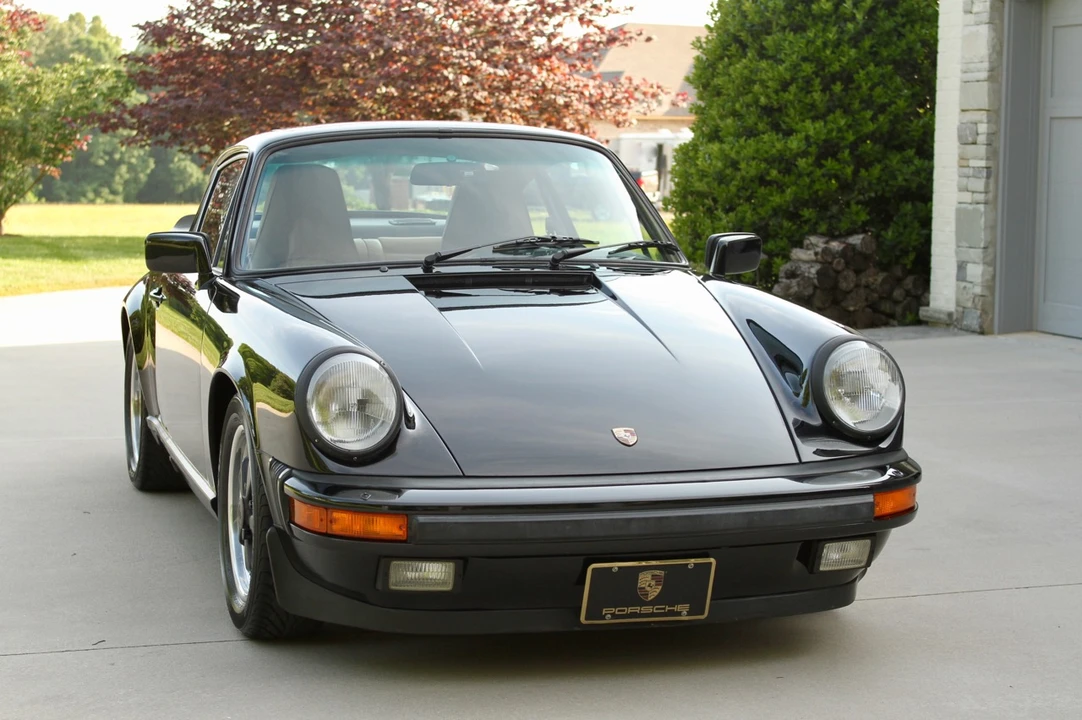 1985 Porsche 911 Carrera 3.2 - Image 5 of 31