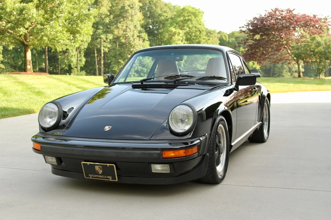 1985 Porsche 911 Carrera 3.2 - Image 3 of 31