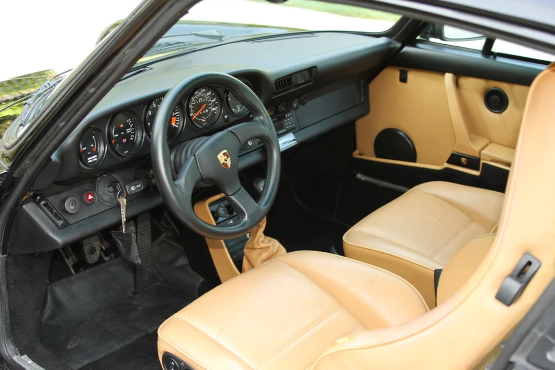 1985 Porsche 911 Carrera 3.2 - Image 26 of 31