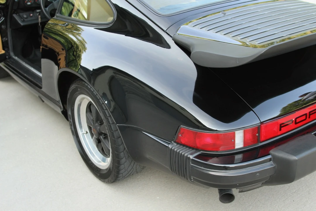 1985 Porsche 911 Carrera 3.2 - Image 19 of 31
