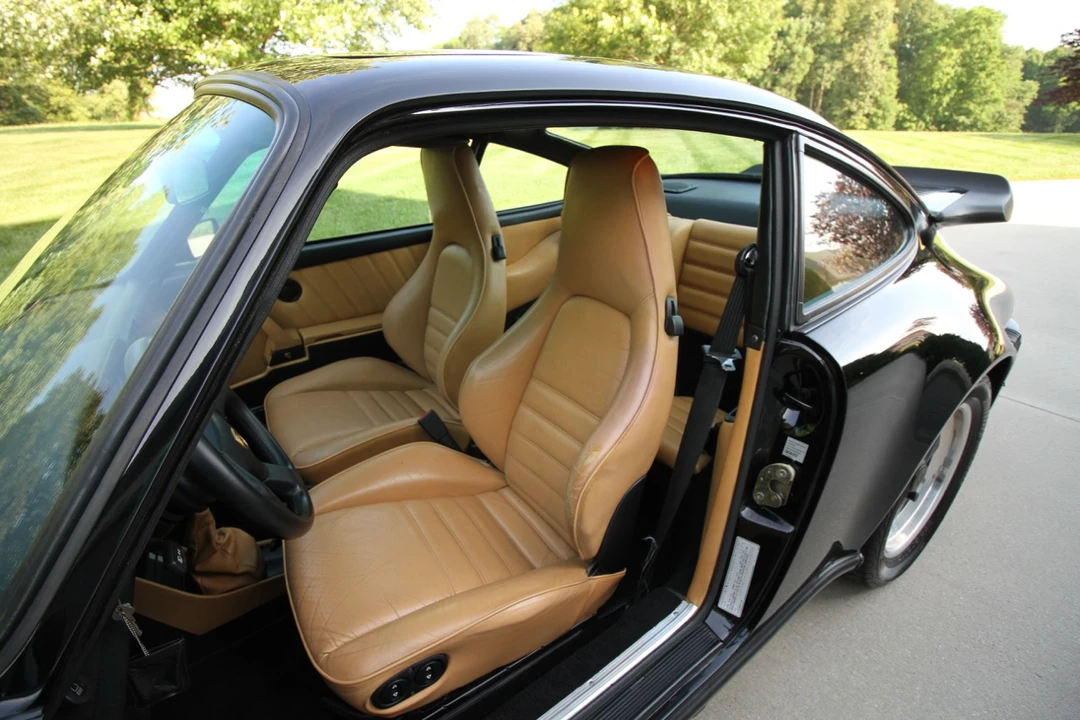 1985 Porsche 911 Carrera 3.2 - Image 29 of 31