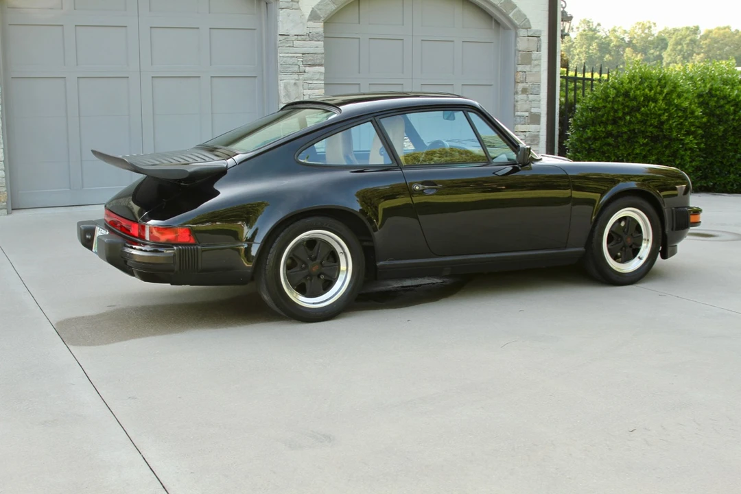 1985 Porsche 911 Carrera 3.2 - Image 14 of 31