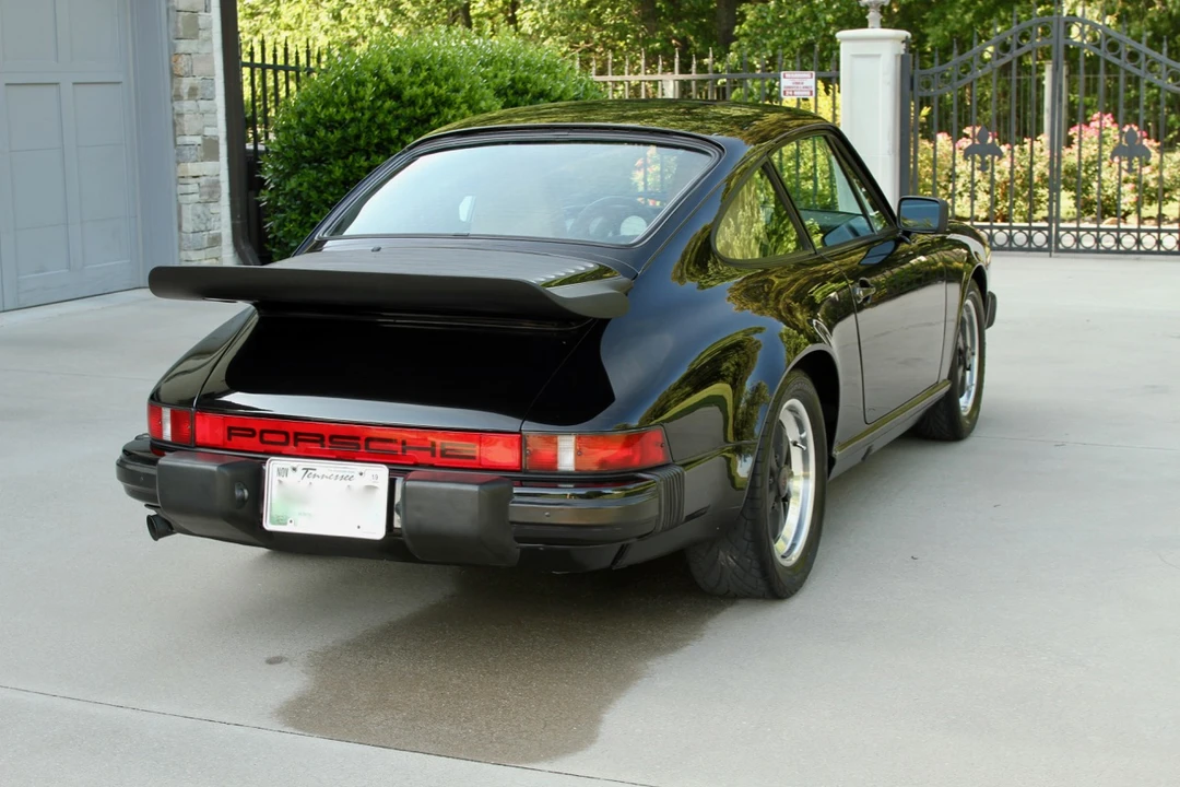 1985 Porsche 911 Carrera 3.2 - Image 11 of 31