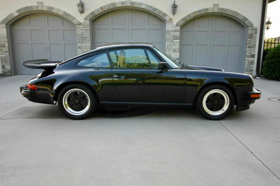 1985 Porsche 911 Carrera 3.2 - Image 10 of 31