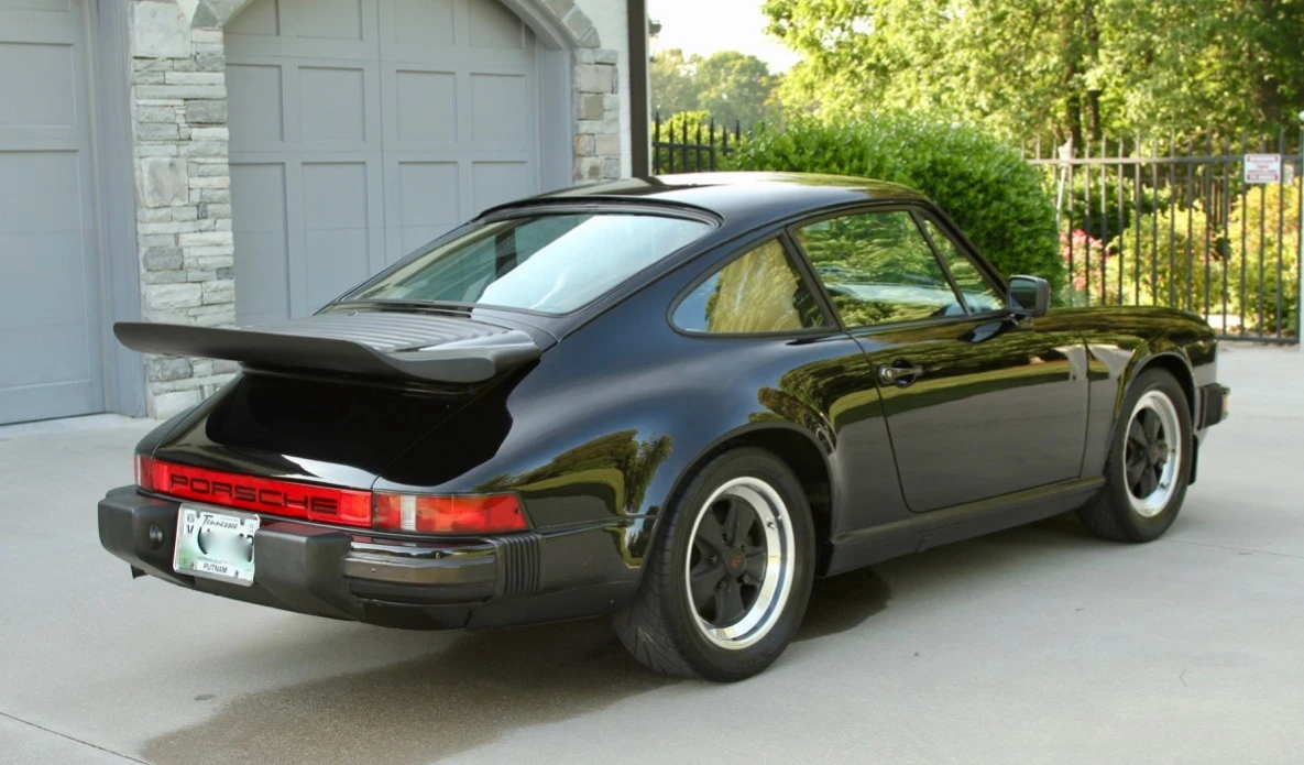 1985 Porsche 911 Carrera 3.2 - Image 13 of 31