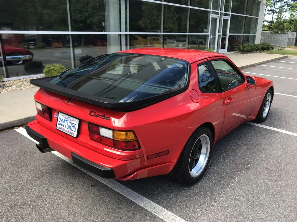1986 Porsche 944 Turbo - Image 20 of 31