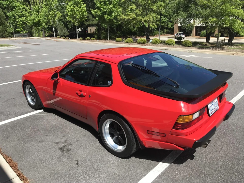 1986 Porsche 944 Turbo - Image 9 of 31