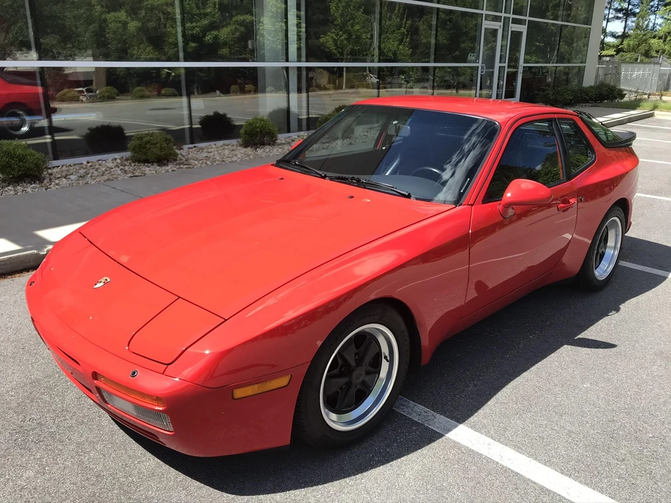 1986 Porsche 944 Turbo - Image 5 of 31