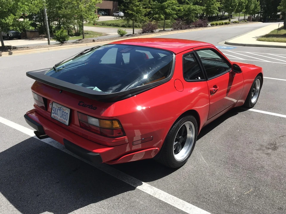1986 Porsche 944 Turbo - Image 21 of 31
