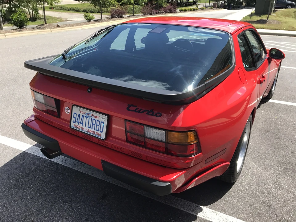 1986 Porsche 944 Turbo - Image 18 of 31