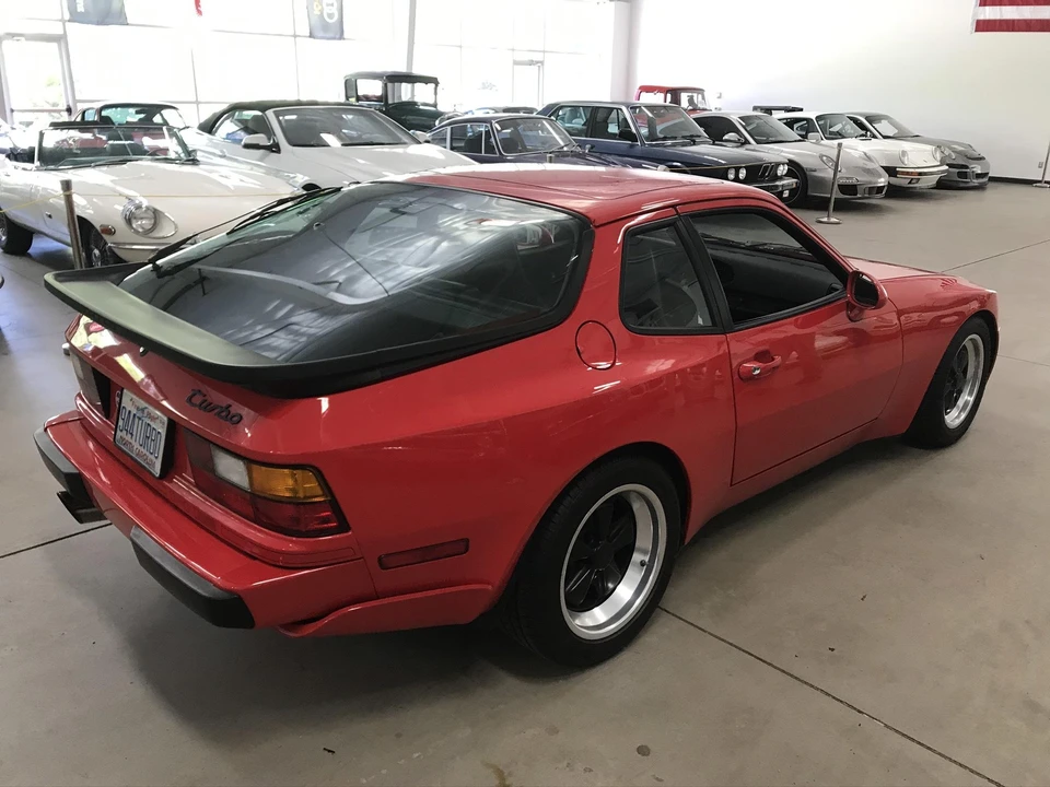 1986 Porsche 944 Turbo - Image 23 of 31