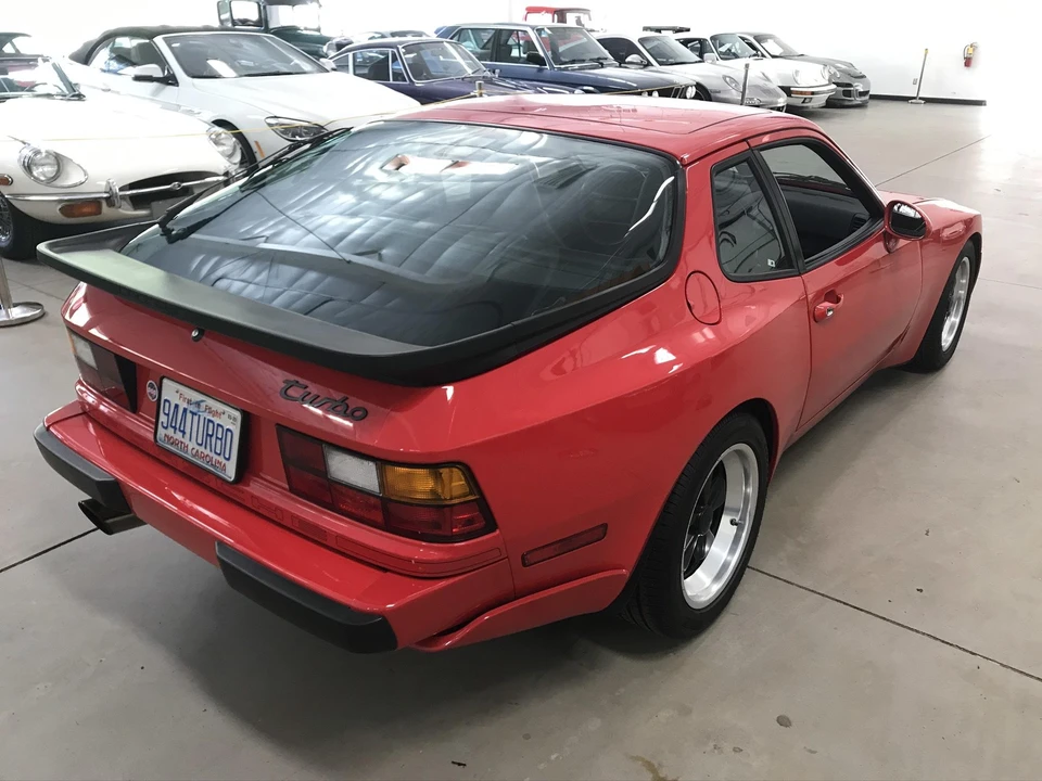1986 Porsche 944 Turbo - Image 22 of 31