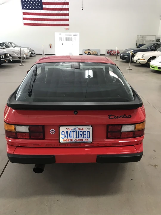 1986 Porsche 944 Turbo - Image 17 of 31