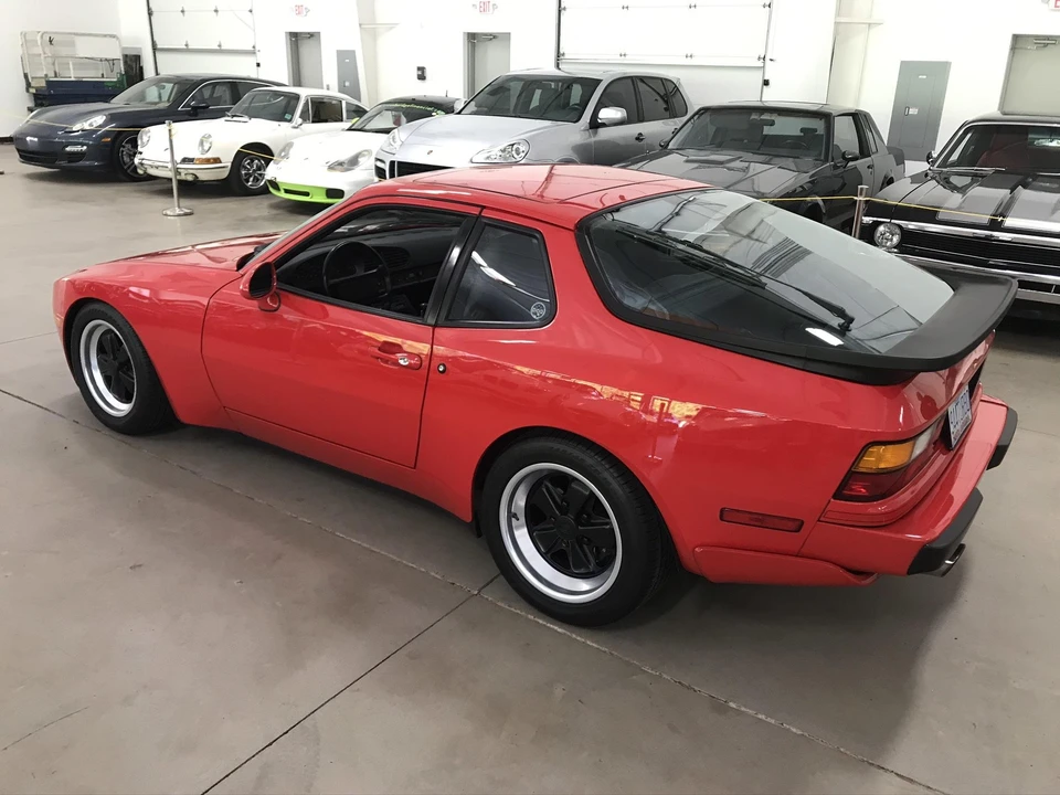1986 Porsche 944 Turbo - Image 10 of 31