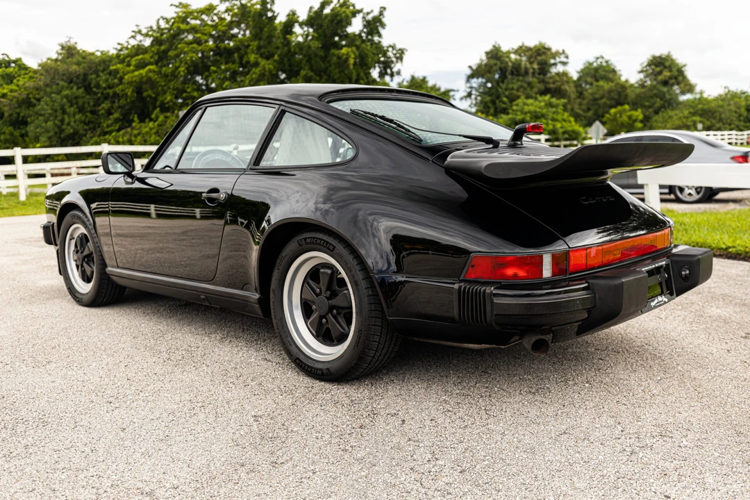 1987 Porsche 911 Carrera 3.2 - Image 3 of 31