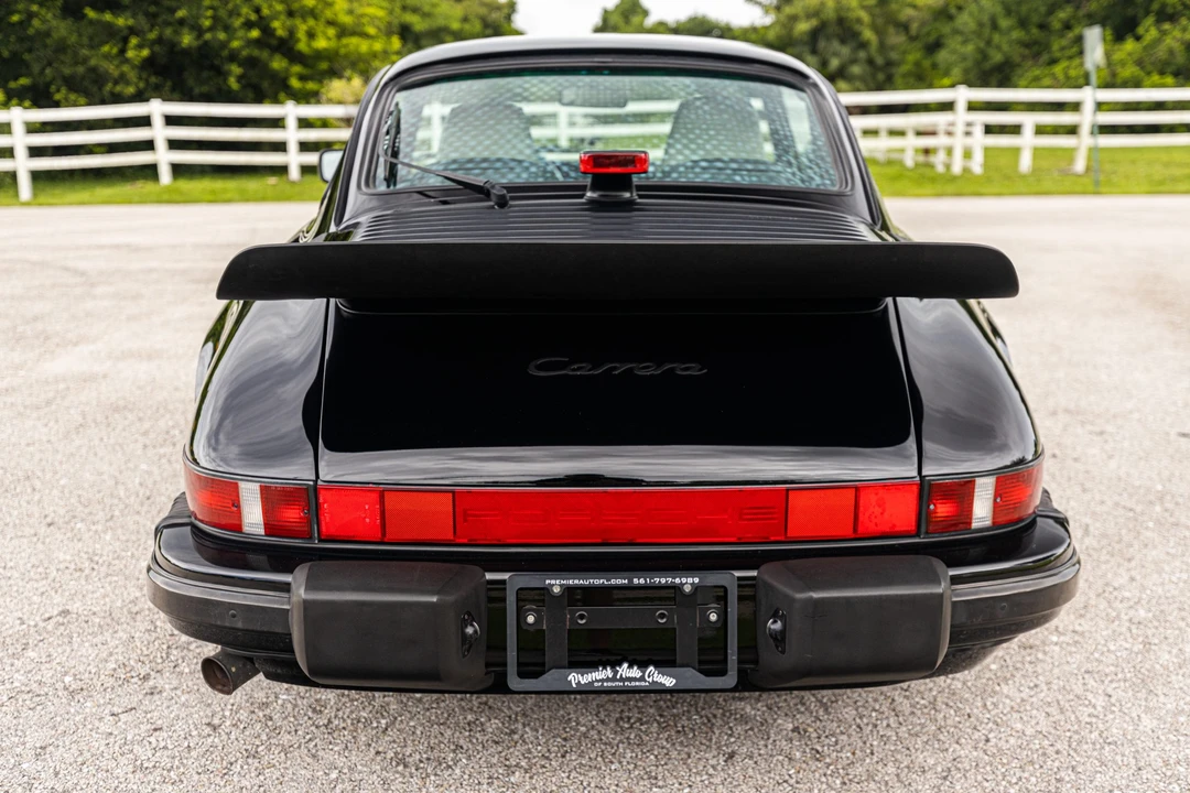 1987 Porsche 911 Carrera 3.2 - Image 5 of 31