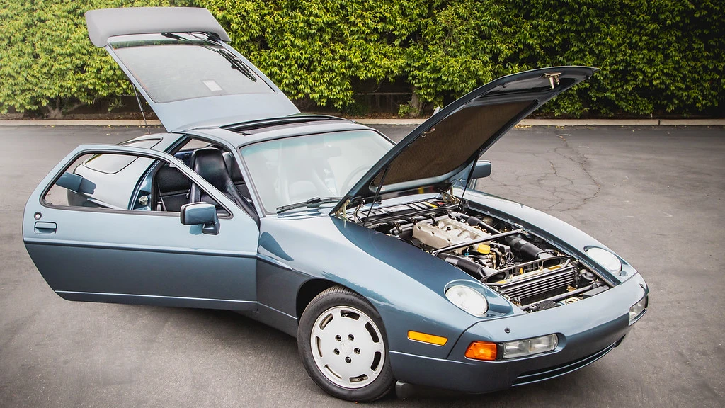 1987 Porsche 928 S4 - Image 16 of 31