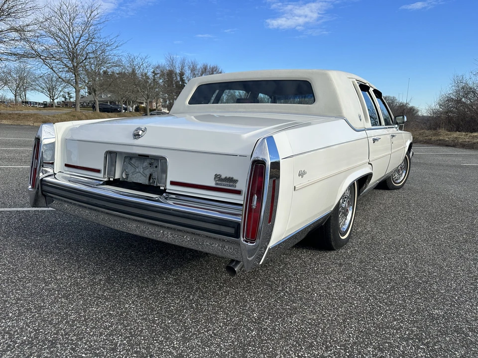 1988 Cadillac Brougham - Image 6 of 31
