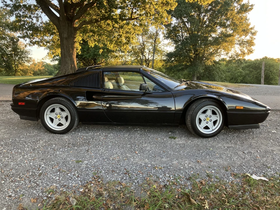 1988 Ferrari 328 GTS - Image 10 of 31