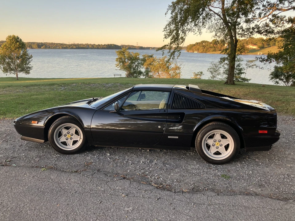 1988 Ferrari 328 GTS - Image 17 of 31