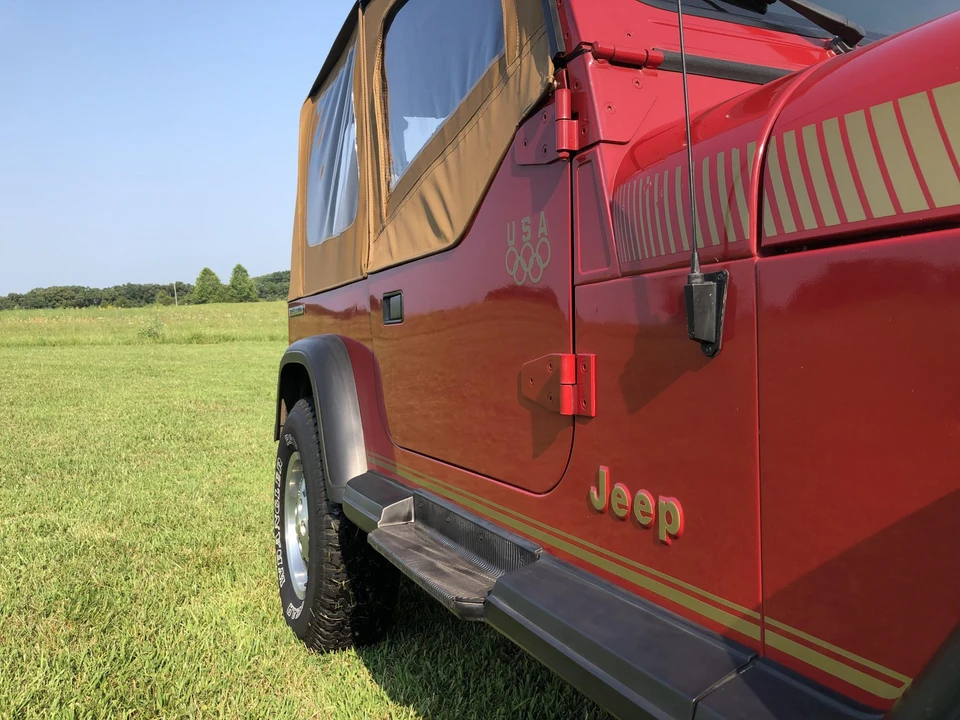 1988 Jeep YJ Wrangler - Image 22 of 31