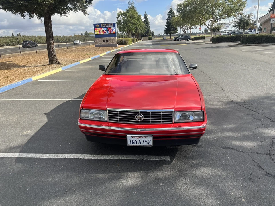 1989 Cadillac Allante - Image 3 of 31