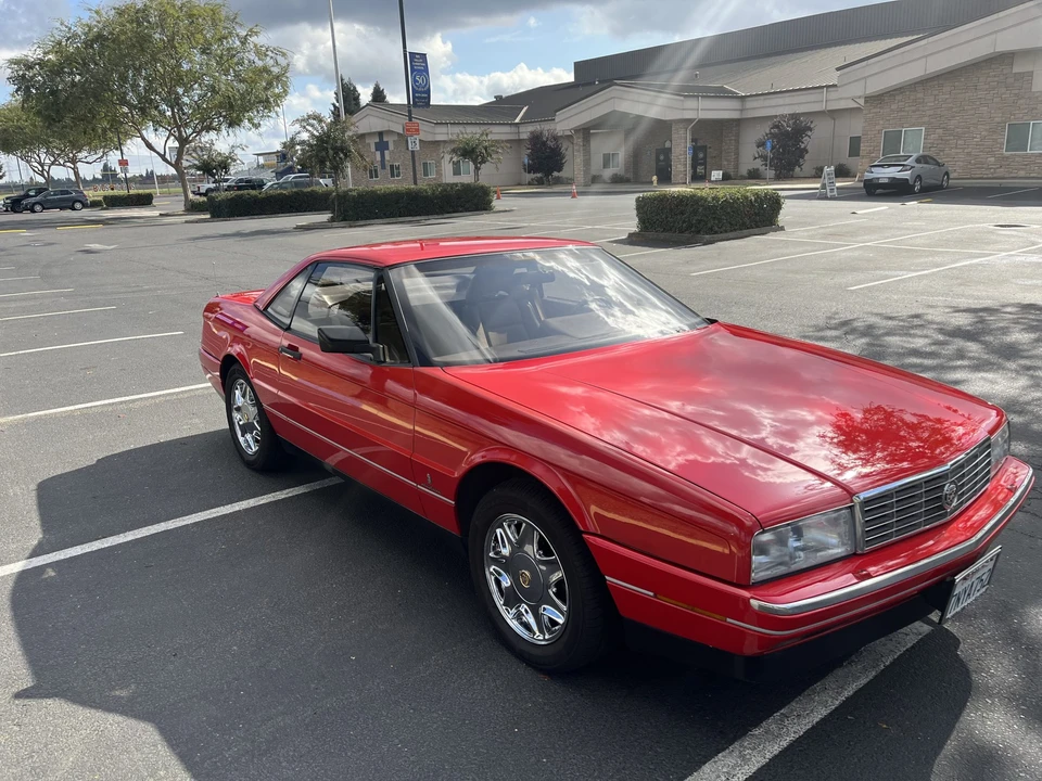 1989 Cadillac Allante - Image 4 of 31