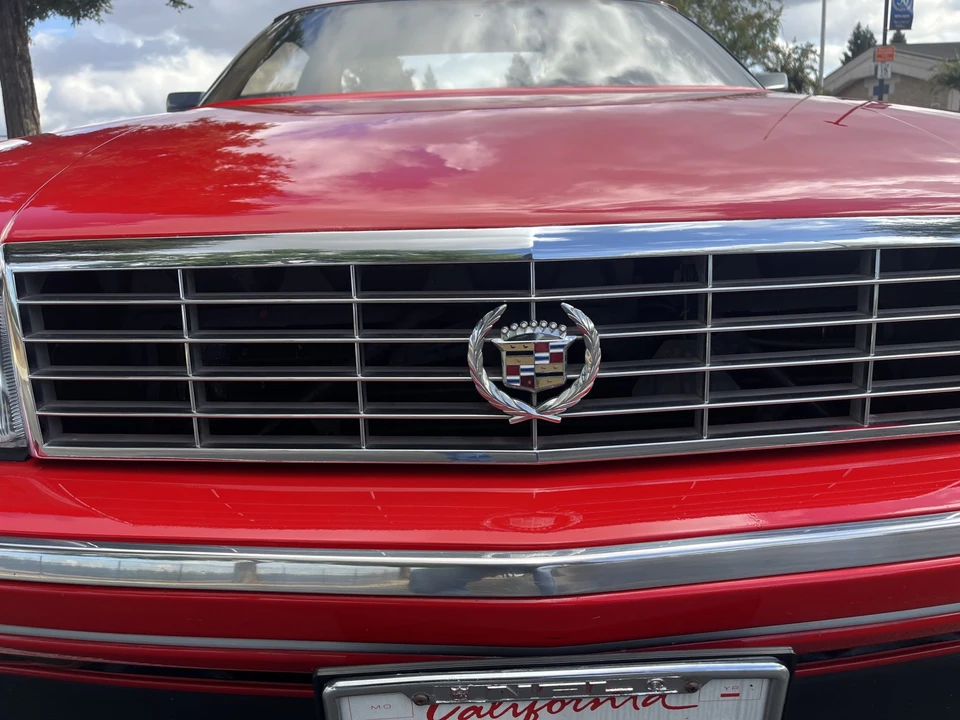 1989 Cadillac Allante - Image 9 of 31