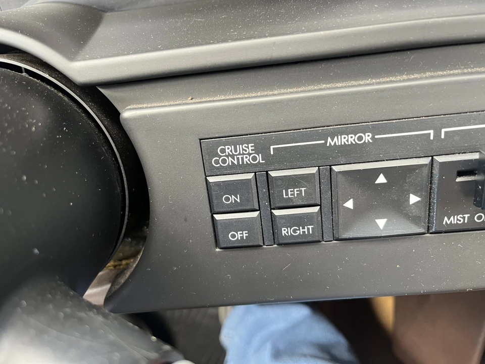1989 Cadillac Allante - Image 25 of 31
