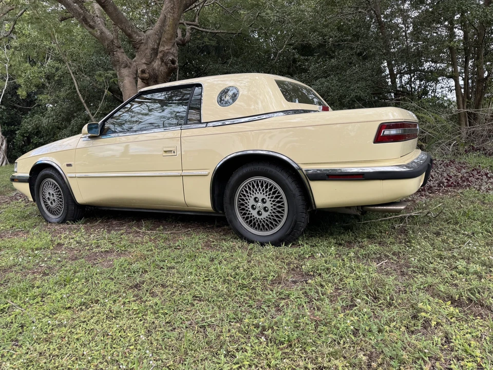 1989 Chrysler TC by Maserati - Image 8 of 31